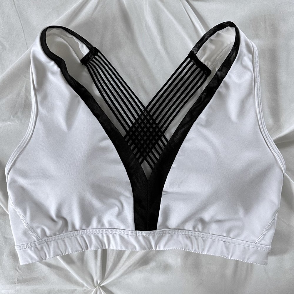*CHANGING PLATFORM* White and Black Victoria's Secret Sports Bra